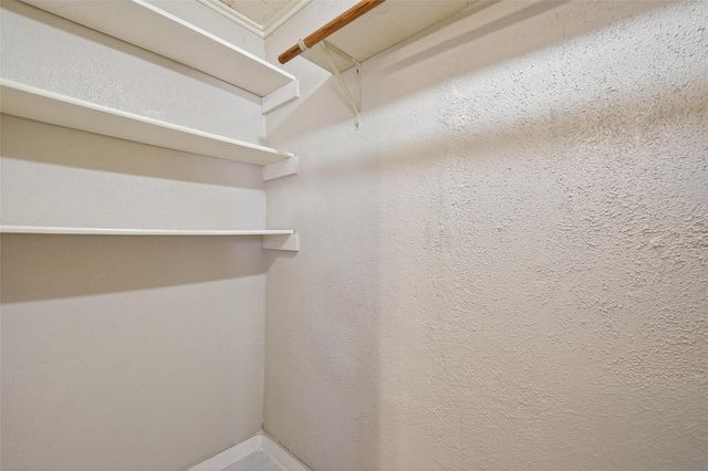 602 Parkway Street, Baytown, TX 77520