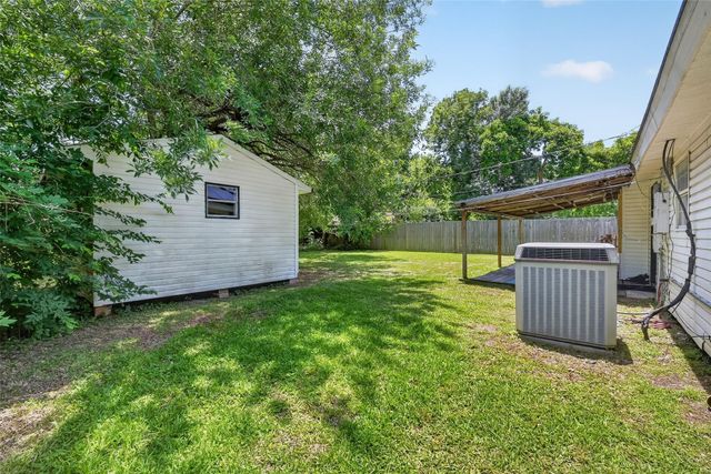 602 Parkway Street, Baytown, TX 77520