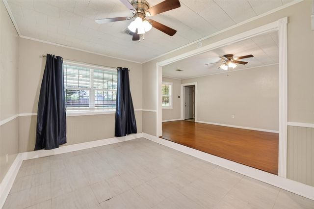 602 Parkway Street, Baytown, TX 77520