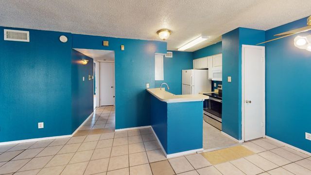 1603 N Garrett Avenue 203, Dallas, TX 75206