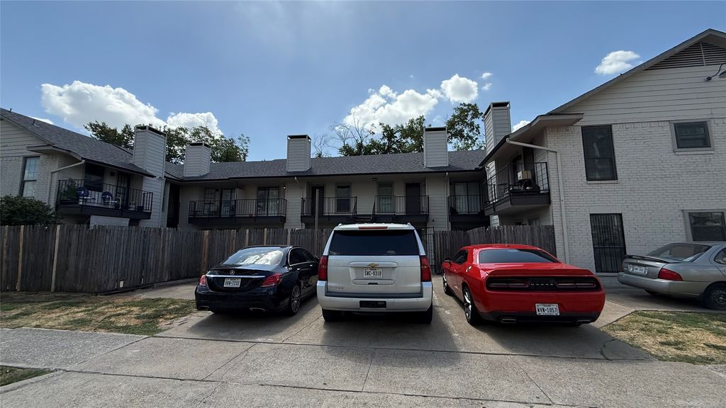 1603 N Garrett Avenue 203, Dallas, TX 75206
