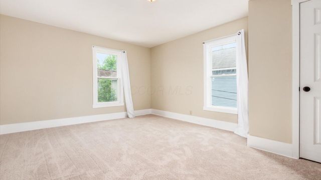 64 W Harrison Street, Newark, OH 43055