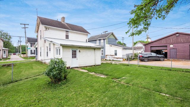 64 W Harrison Street, Newark, OH 43055