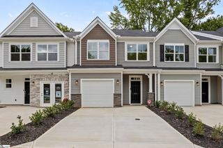 202 Spartina Court, Spartanburg, SC 29307