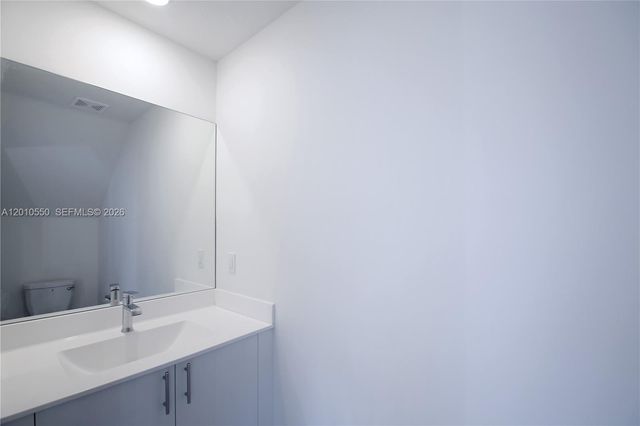 8370 NW 49th St 8370, Doral, FL 33166