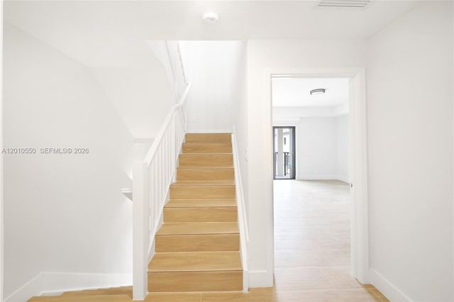 8370 NW 49th St 8370, Doral, FL 33166