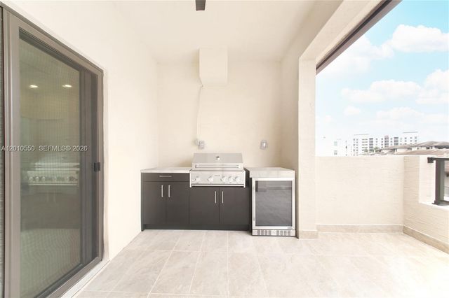 8370 NW 49th St 8370, Doral, FL 33166