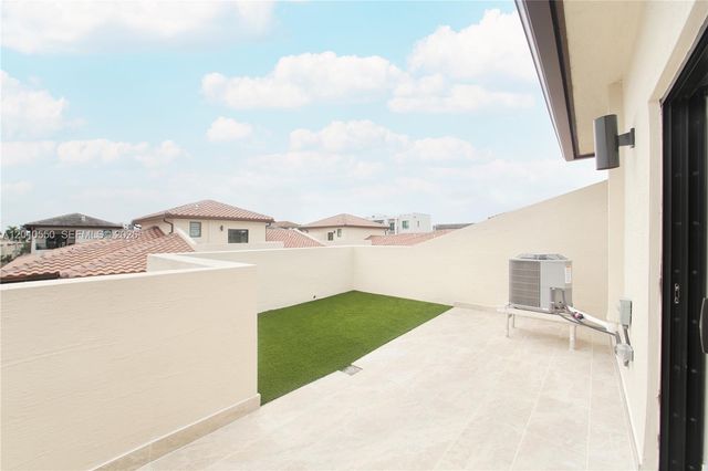 8370 NW 49th St 8370, Doral, FL 33166