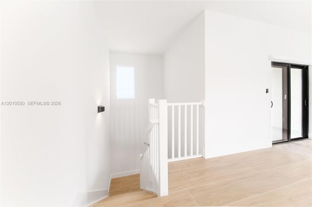8370 NW 49th St 8370, Doral, FL 33166