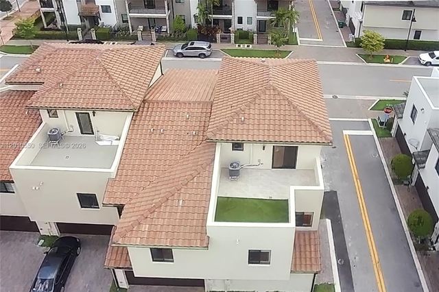 8370 NW 49th St 8370, Doral, FL 33166