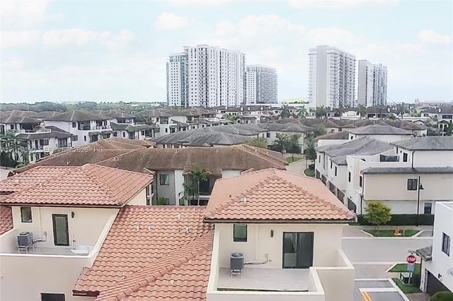 8370 NW 49th St 8370, Doral, FL 33166