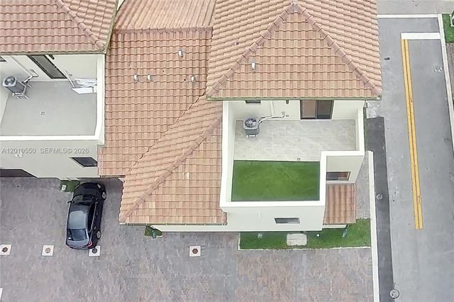 8370 NW 49th St 8370, Doral, FL 33166