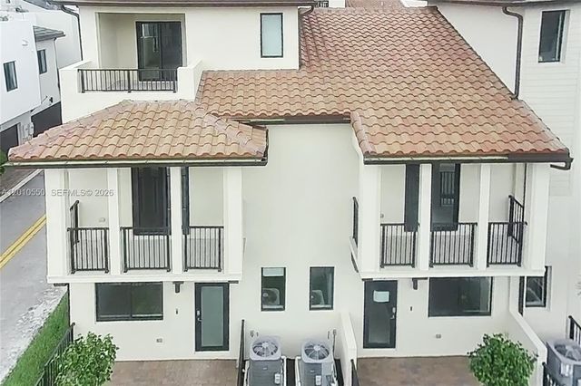 8370 NW 49th St 8370, Doral, FL 33166