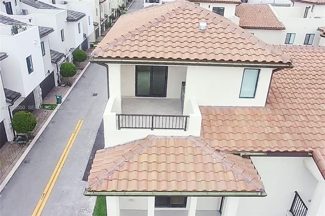8370 NW 49th St 8370, Doral, FL 33166