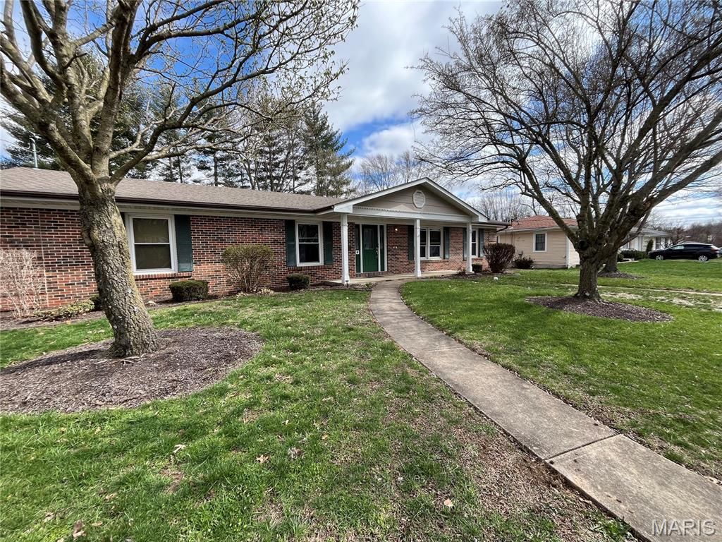 806 Camp Street, Washington, MO 63090