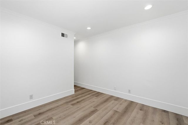 1741 Tustin 15D, Costa Mesa, CA 92627