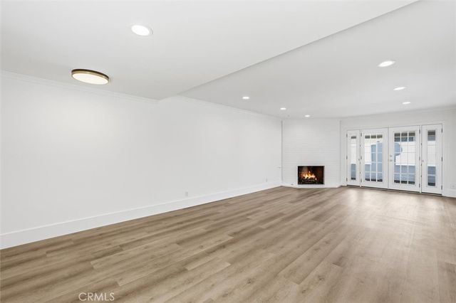 1741 Tustin 15D, Costa Mesa, CA 92627