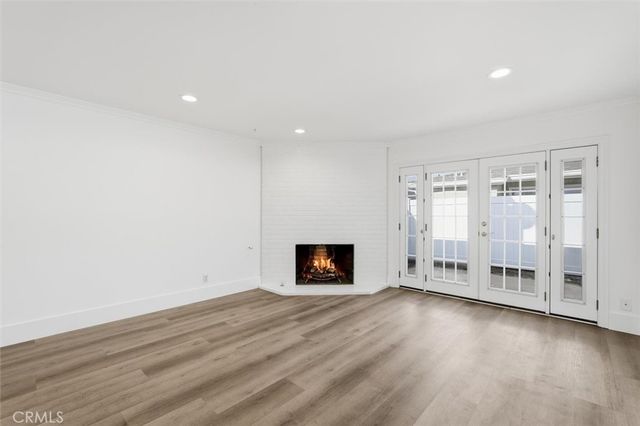 1741 Tustin 15D, Costa Mesa, CA 92627
