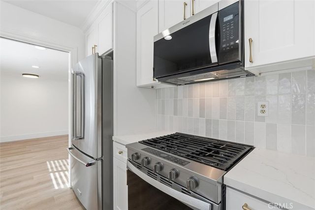 1741 Tustin 15D, Costa Mesa, CA 92627