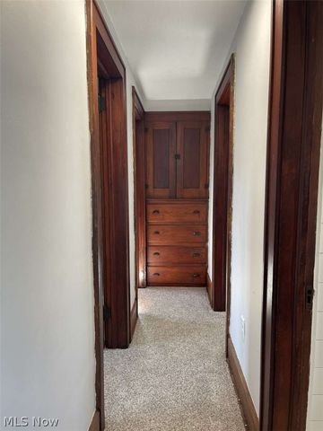 1273 Pondview Avenue, Akron, OH 44305