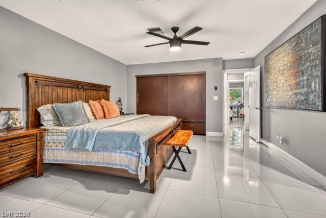 2295 North Gateway Road, Las Vegas, NV 89115