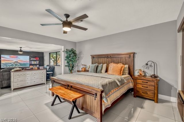 2295 North Gateway Road, Las Vegas, NV 89115