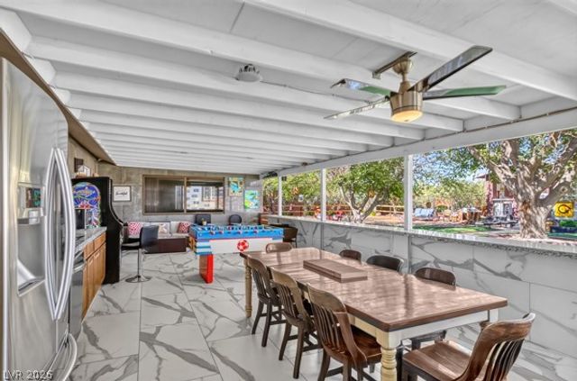2295 North Gateway Road, Las Vegas, NV 89115