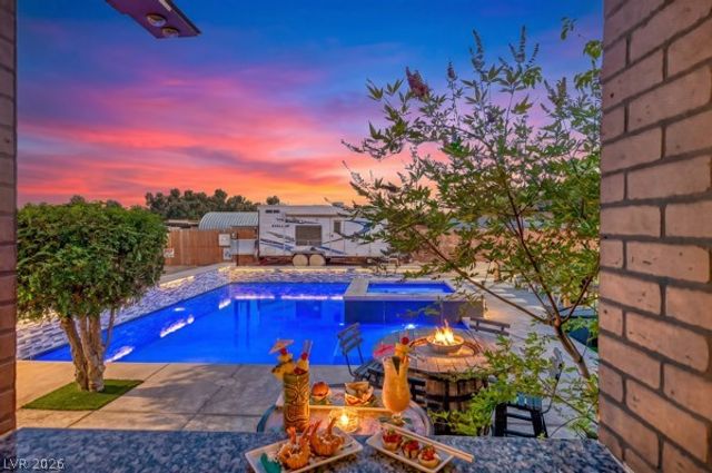 2295 North Gateway Road, Las Vegas, NV 89115