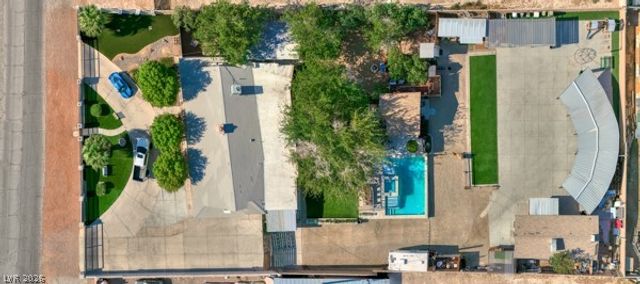 2295 North Gateway Road, Las Vegas, NV 89115