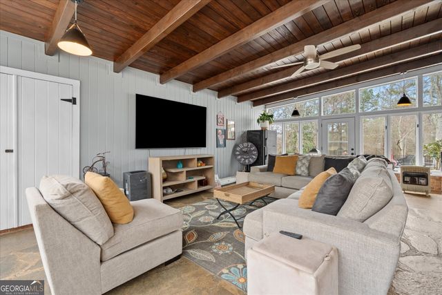 2014 S 16 Highway, Carrollton, GA 30116