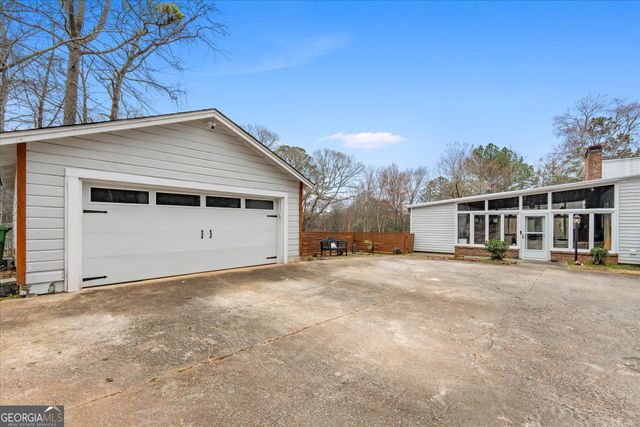 2014 S 16 Highway, Carrollton, GA 30116