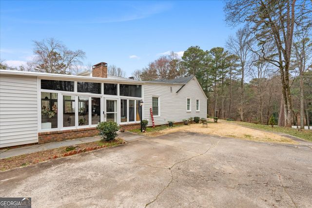 2014 S 16 Highway, Carrollton, GA 30116