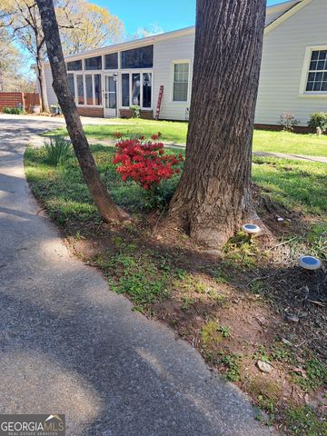 2014 S 16 Highway, Carrollton, GA 30116