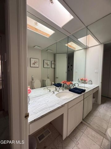 1005 Singing Hills Drive, El Paso, TX 79912