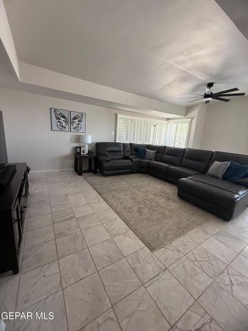 1005 Singing Hills Drive, El Paso, TX 79912