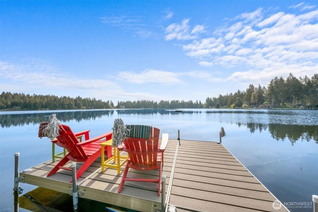 11013 Bayview Circle, Anderson Island, WA 98303