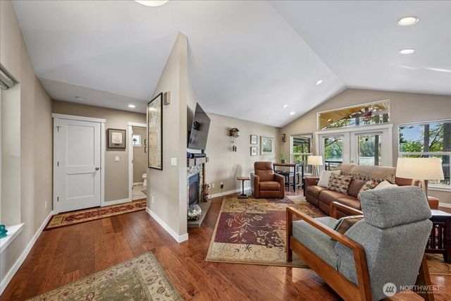 11013 Bayview Circle, Anderson Island, WA 98303