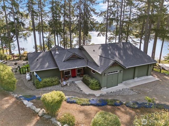 11013 Bayview Circle, Anderson Island, WA 98303