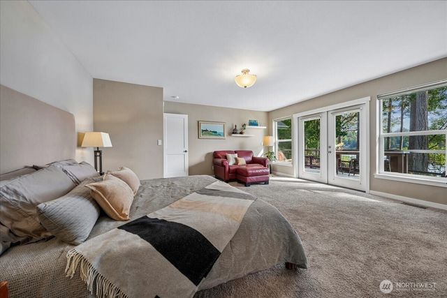 11013 Bayview Circle, Anderson Island, WA 98303