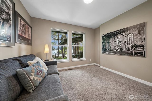 11013 Bayview Circle, Anderson Island, WA 98303