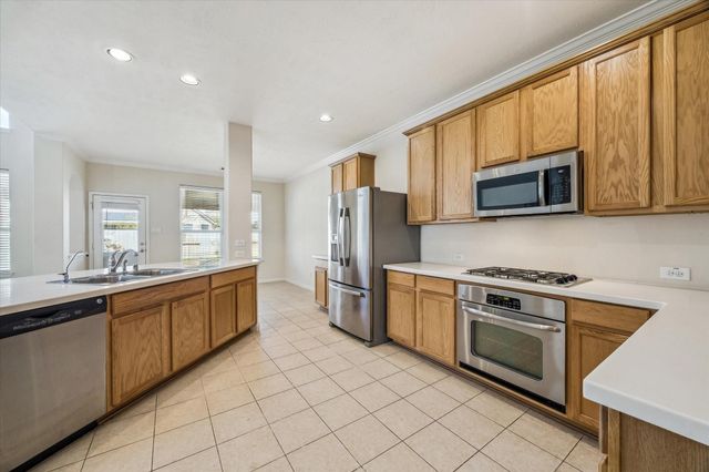 13115 Hampton Bay Drive, Pearland, TX 77584