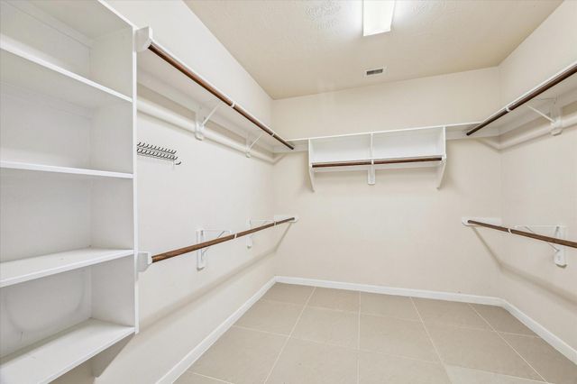 13115 Hampton Bay Drive, Pearland, TX 77584