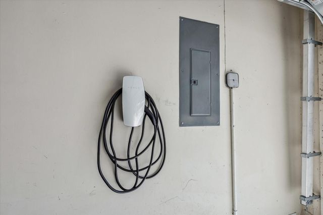 13115 Hampton Bay Drive, Pearland, TX 77584