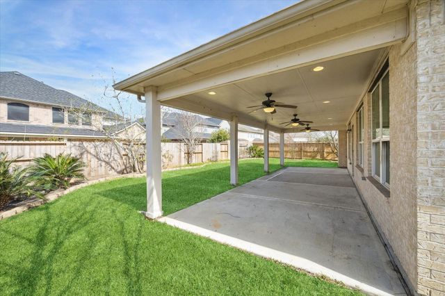 13115 Hampton Bay Drive, Pearland, TX 77584