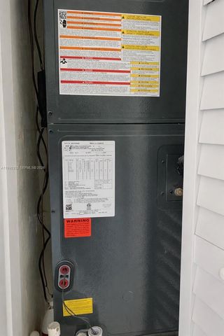 2950 NW 7th Ct, Fort Lauderdale, FL 33311