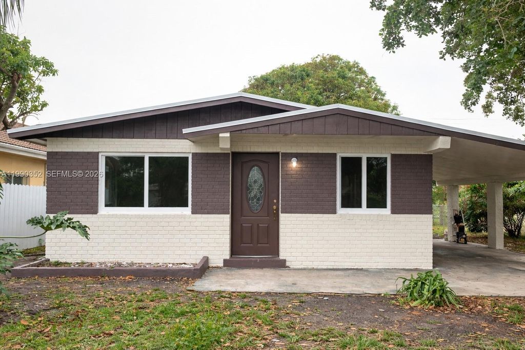 2950 NW 7th Ct, Fort Lauderdale, FL 33311