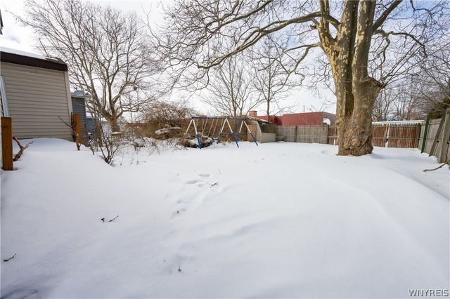 15 John Paul Court, Buffalo, NY 14206