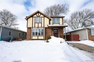 15 John Paul Court, Buffalo, NY 14206