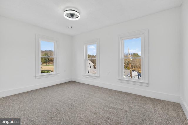 60 CIRCLE DR, Red Lion, PA 17356