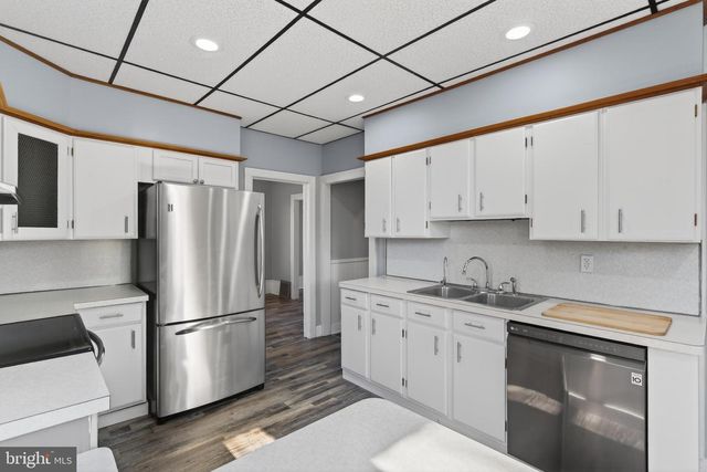 60 CIRCLE DR, Red Lion, PA 17356